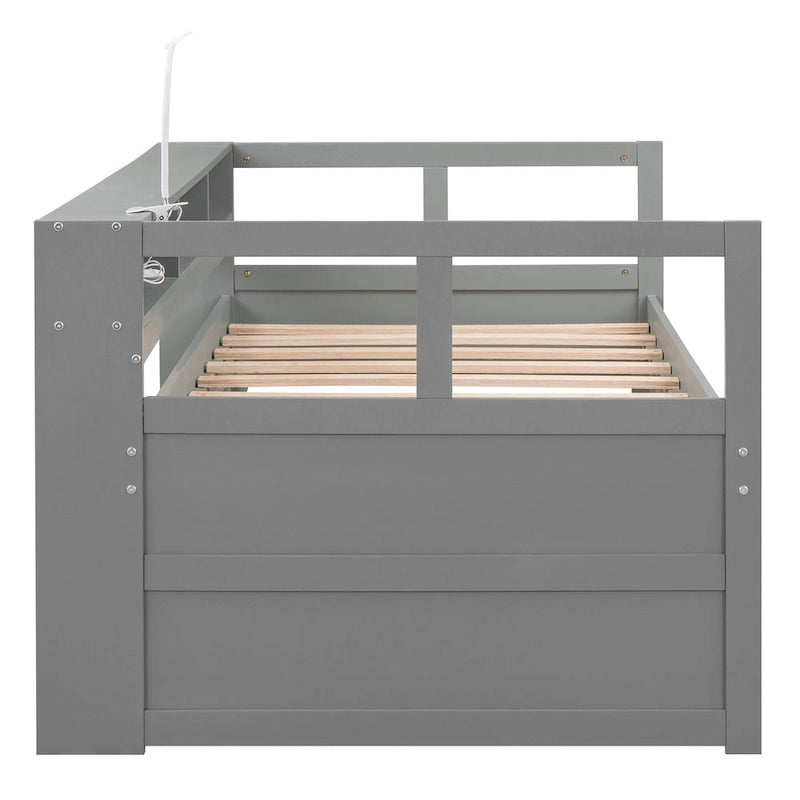 Lit de repos avec lits gigognes, étagères et ports USB