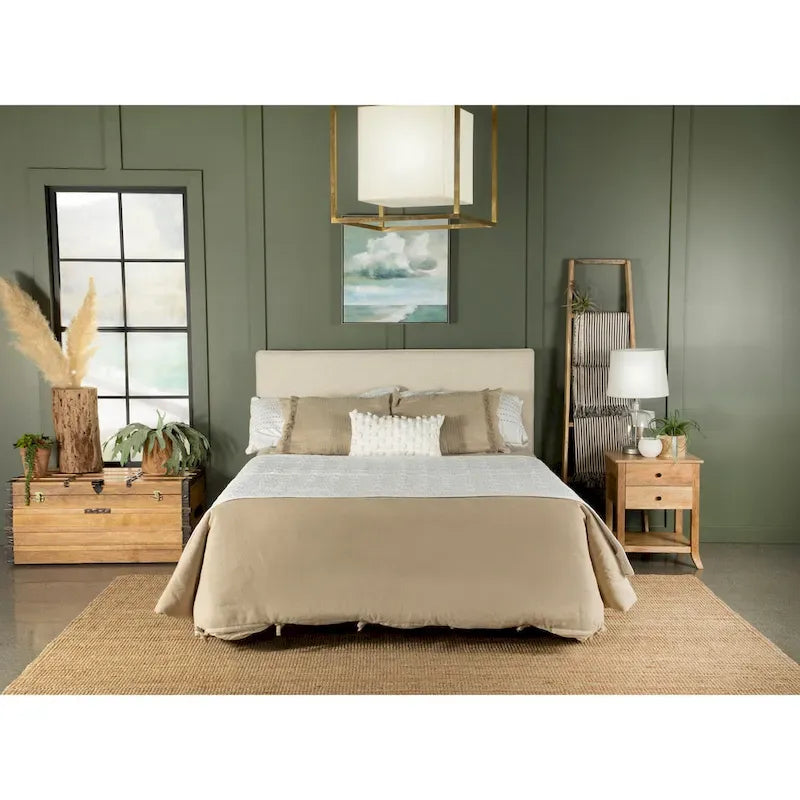 Upholstered Headboard with Self-welt Details